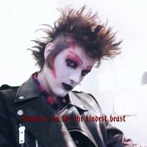 Meet your Posher, Hecate